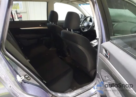 2014 Subaru Outback 2.5I Premium z USA, uszkodzony, nr VIN 4S4BRCCC7E3324845